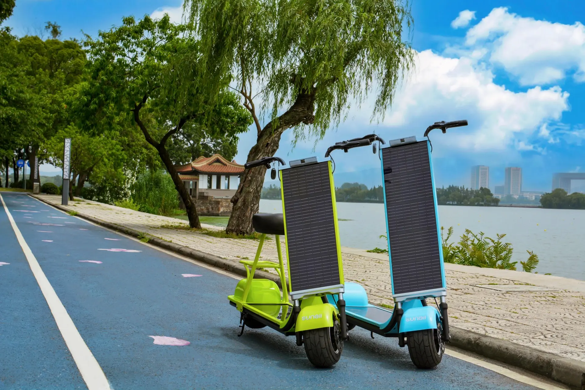 Solar Scooter in France