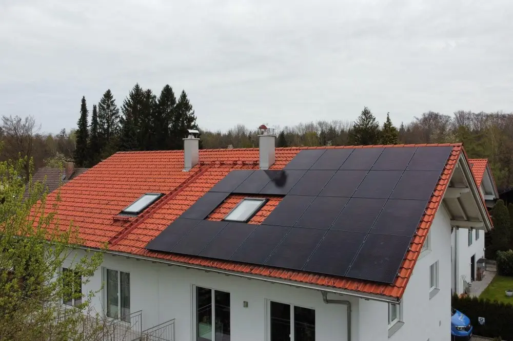 Complete Off-grid solar energy system for Residential